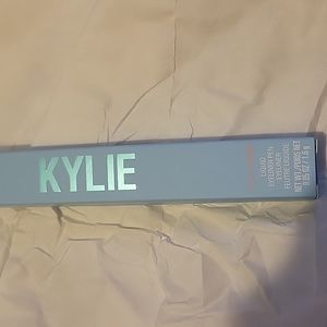 Stassi x kylie jenner liquid eyeliner pen
